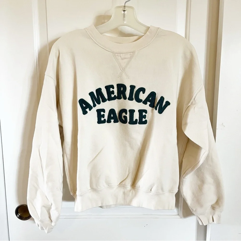 American Eagle Cream Crew Neck - Picture 1 of 4